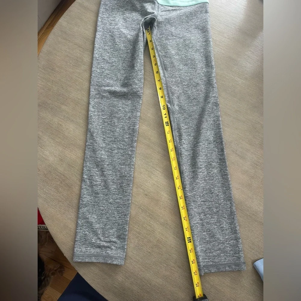 Ivivva Gray and Mint girls reversible Leggings